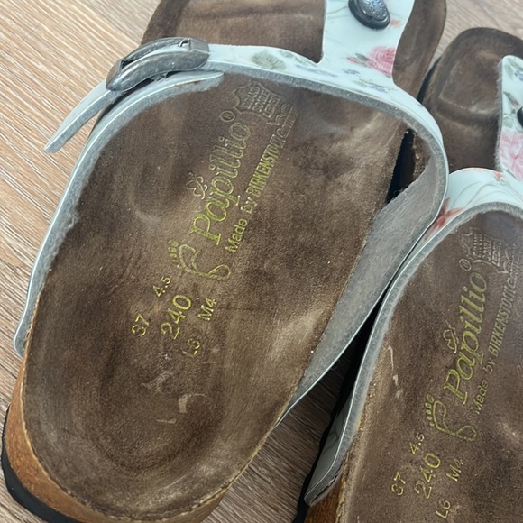 Birkenstock Floral White Sandals - Picture 8 of 11